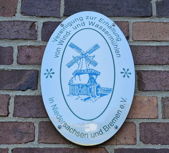 Mitglied in der Vereinigung zur Erhaltung von Wind- und Wassermühlen in Niedersachsen und Bremen e.V.